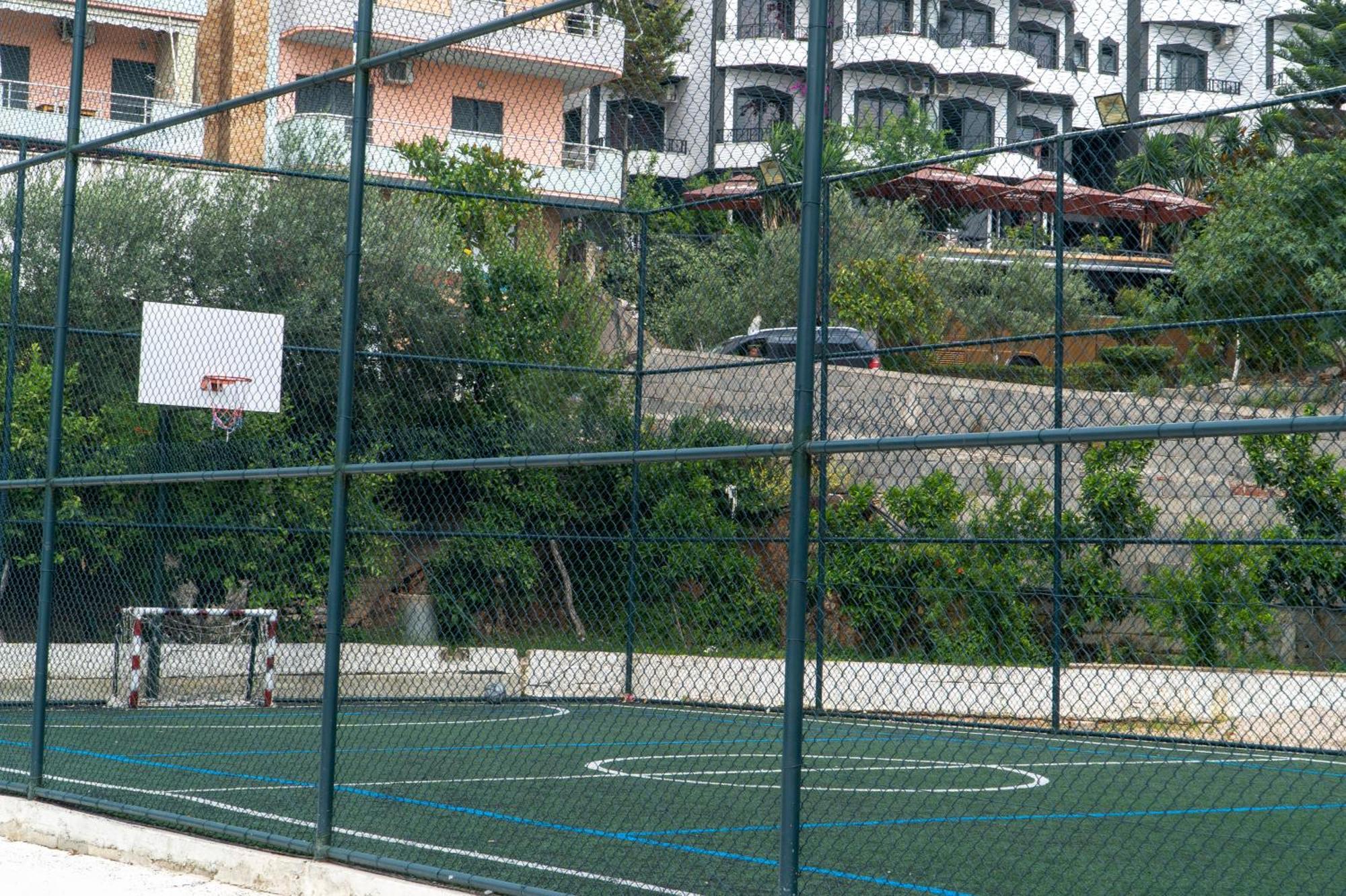 Hotel Mediterrane Sarandë Exteriér fotografie