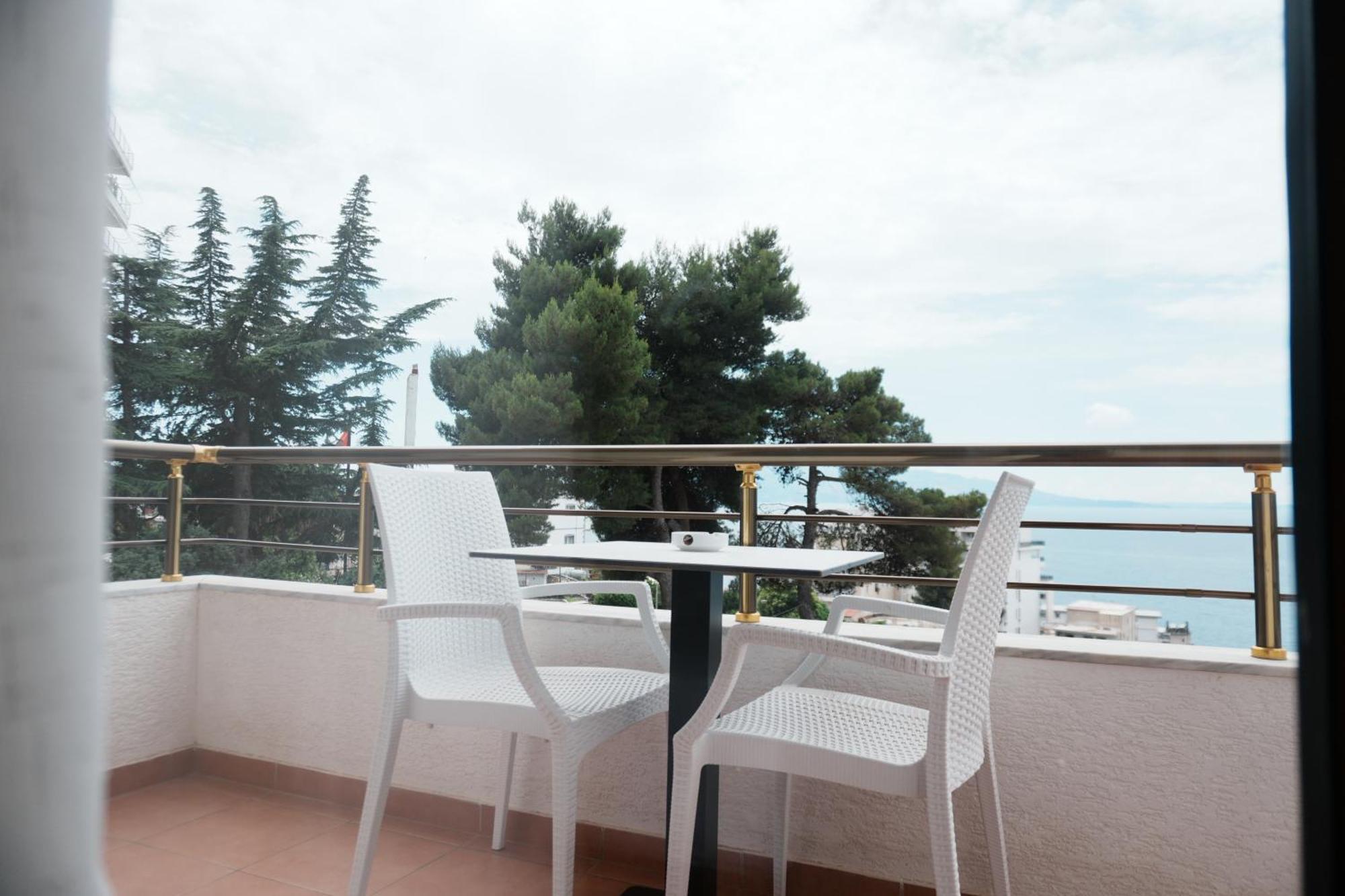 Hotel Mediterrane Sarandë Exteriér fotografie