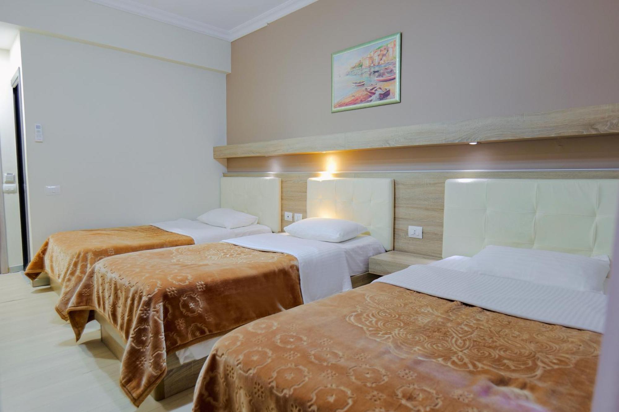 Hotel Mediterrane Sarandë Exteriér fotografie